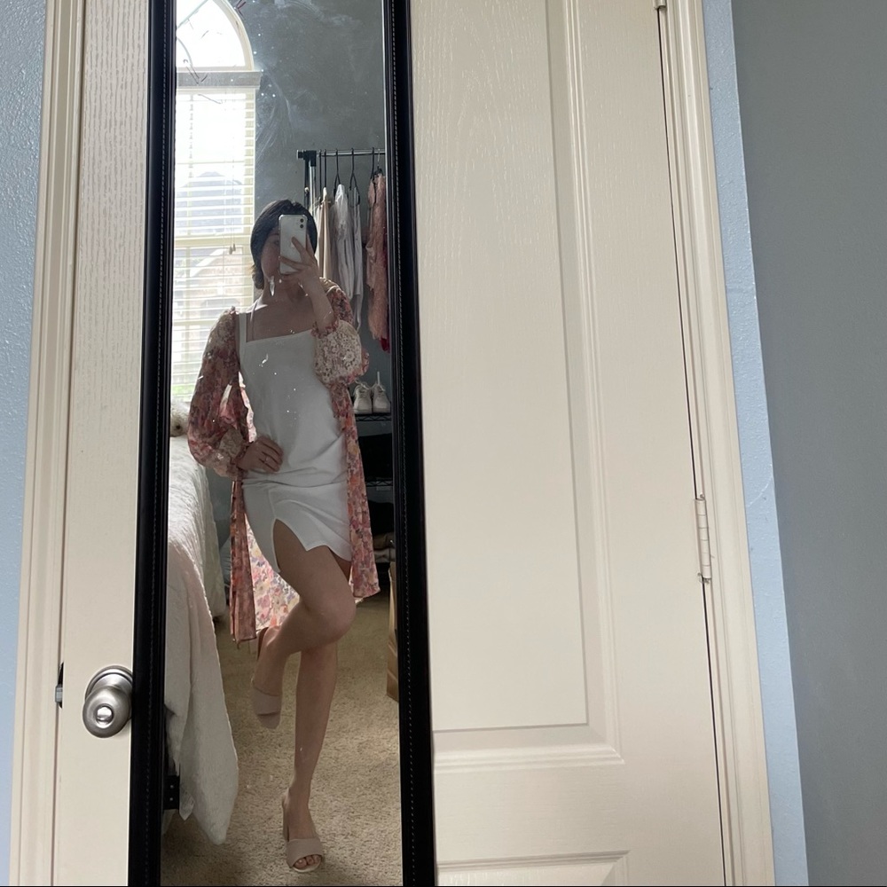 For Love & Lemons sheer floral dress/robe - Picture 8 of 8